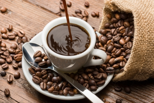 هل القهوة تخفف الصداع؟