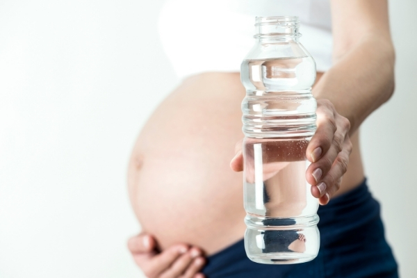 نصائح لشرب الماء اثناء الحمل 